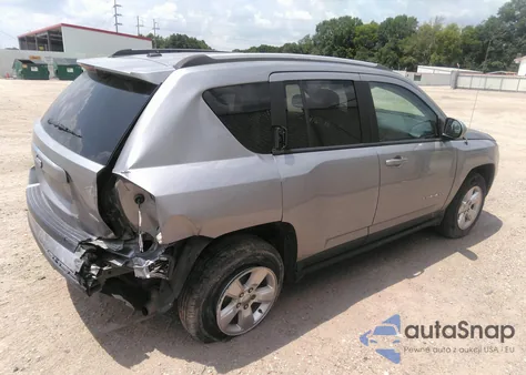 2016 Jeep Compass Latitude из США, поврежденный, VIN 1C4NJCEAXGD710032